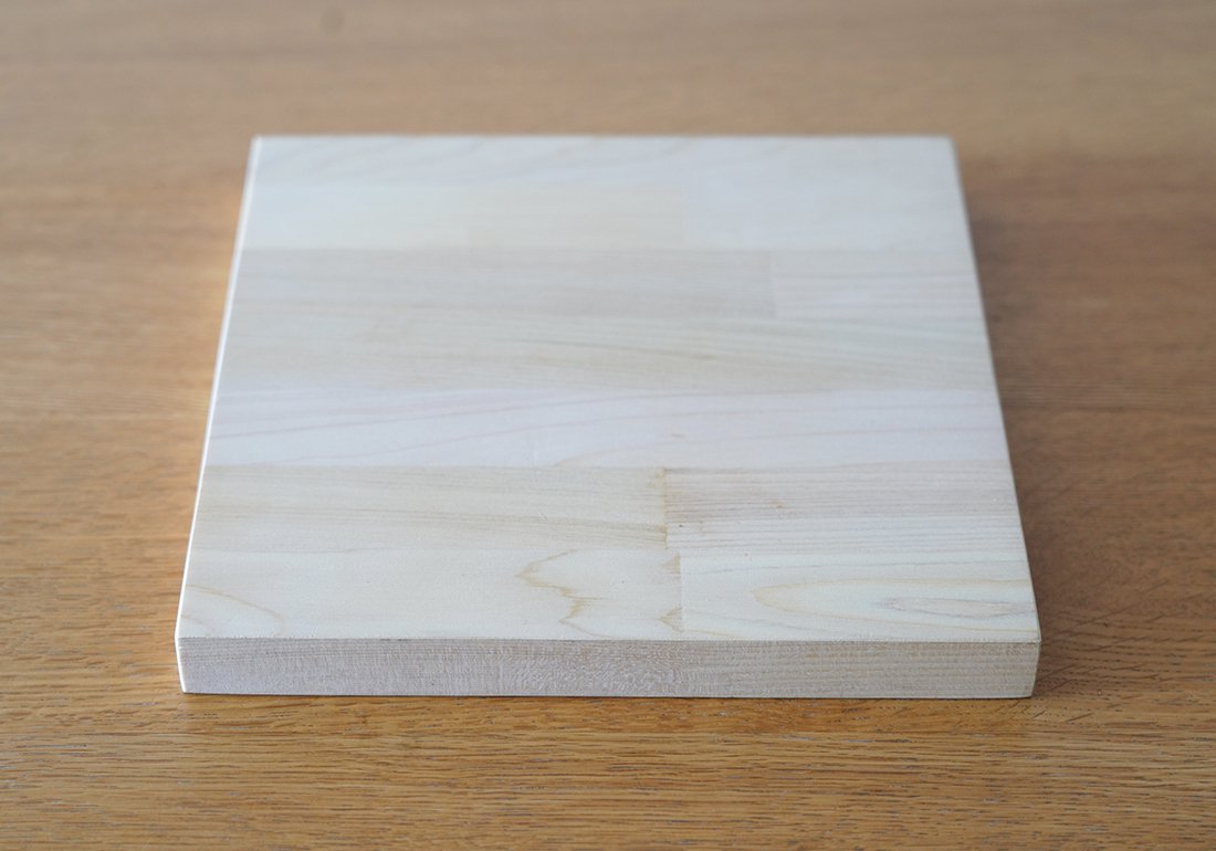 青森ヒバまな板　小さめ正方形／CUTTING BOARD small_square - ヒバコレ -hiba collection-