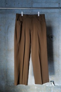 <img class='new_mark_img1' src='https://img.shop-pro.jp/img/new/icons21.gif' style='border:none;display:inline;margin:0px;padding:0px;width:auto;' />[FARAH] One-Tuck Wide Pants Hopsack