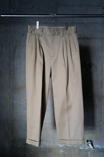 [FARAH] Three-Tuck Wide Pants Westpoint - MOLDNEST