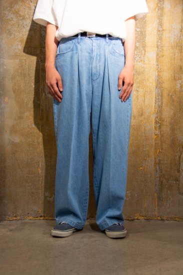 [FARAH] One-Tuck Wide Pants Denim - MOLDNEST