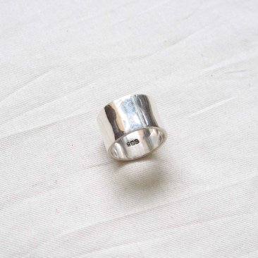 <img class='new_mark_img1' src='https://img.shop-pro.jp/img/new/icons47.gif' style='border:none;display:inline;margin:0px;padding:0px;width:auto;' />[INTERIM]TAXCO SILVER BOLD RING