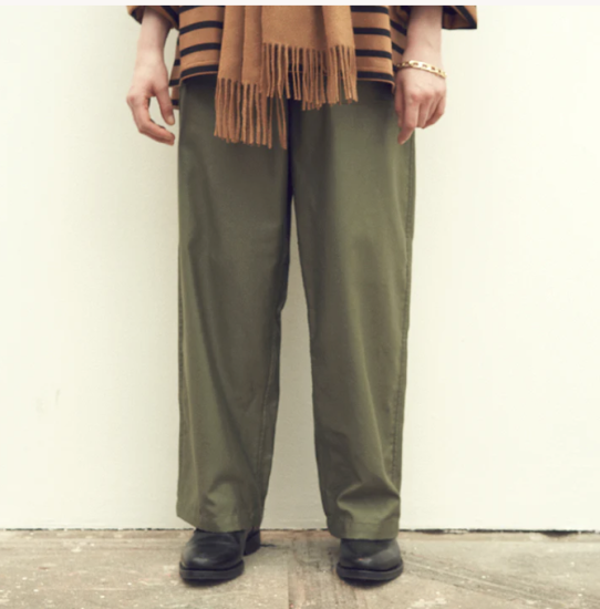 ❤価額全部ショップの中に❤ INTERIM GIZA BACK SATIN BAKER PANTS