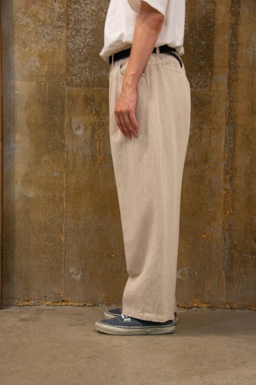 [FARAH] Two-Tuck Wide Tapered Pants Twill - MOLDNEST