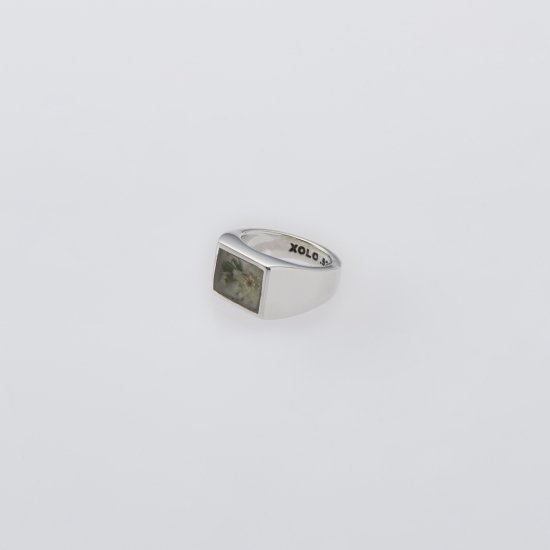 XOLO] Signet Ring with Flower - MOLDNEST