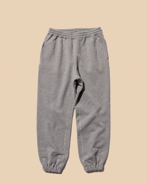 <img class='new_mark_img1' src='https://img.shop-pro.jp/img/new/icons5.gif' style='border:none;display:inline;margin:0px;padding:0px;width:auto;' />[Unlikely] Unlikely Side Seamless Sweat Pants