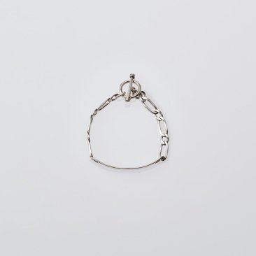 <img class='new_mark_img1' src='https://img.shop-pro.jp/img/new/icons47.gif' style='border:none;display:inline;margin:0px;padding:0px;width:auto;' />[XOLO] I.D Oval Mutual Link Bracelet -6mm-