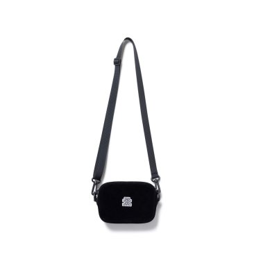<img class='new_mark_img1' src='https://img.shop-pro.jp/img/new/icons5.gif' style='border:none;display:inline;margin:0px;padding:0px;width:auto;' />[BlackEyePatch] OG LABEL VELOUR SHOULDER BAG 