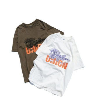 <img class='new_mark_img1' src='https://img.shop-pro.jp/img/new/icons47.gif' style='border:none;display:inline;margin:0px;padding:0px;width:auto;' />[THE UNION]THE DORAGON TEE
