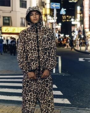 <img class='new_mark_img1' src='https://img.shop-pro.jp/img/new/icons5.gif' style='border:none;display:inline;margin:0px;padding:0px;width:auto;' />[BlackEyePatch] LEOPARD PATTERNED RIPSTOP TRACK JACKET