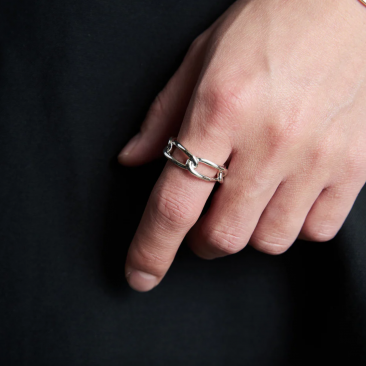 <img class='new_mark_img1' src='https://img.shop-pro.jp/img/new/icons5.gif' style='border:none;display:inline;margin:0px;padding:0px;width:auto;' />[XOLO] Bold Chain Ring