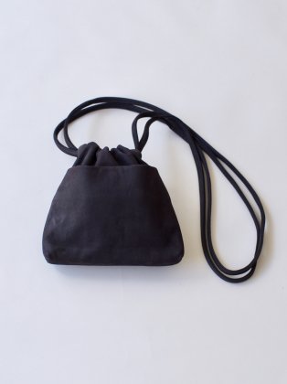 URU ウル 21AW "LEATHER POUCH" BLACK