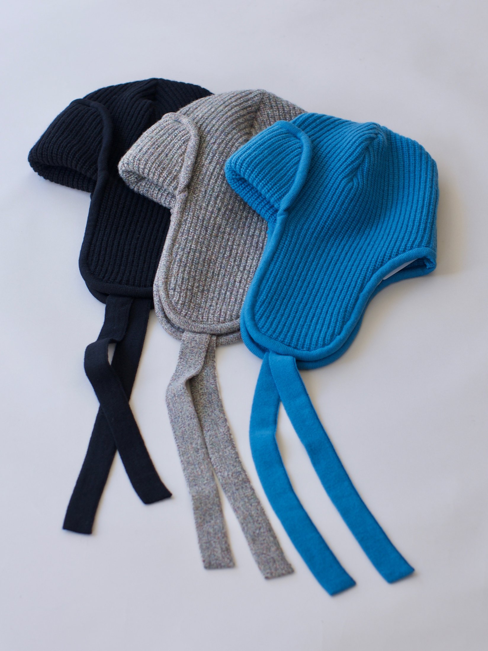 FUMIE=TANAKA】EAR COVER KNIT CAP - www.stedile.com.br