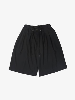 <img class='new_mark_img1' src='https://img.shop-pro.jp/img/new/icons6.gif' style='border:none;display:inline;margin:0px;padding:0px;width:auto;' />Sillage シアージ " circular short pants " black