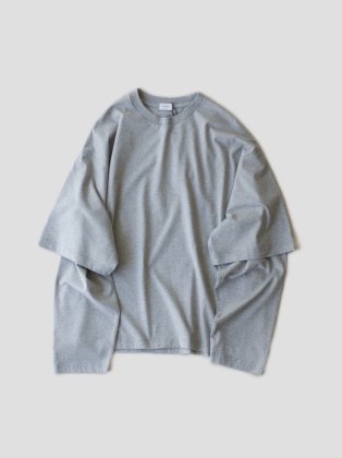 <img class='new_mark_img1' src='https://img.shop-pro.jp/img/new/icons6.gif' style='border:none;display:inline;margin:0px;padding:0px;width:auto;' />URU ウル 23aw " CREW NECK L/S TEE " H.GRAY 
