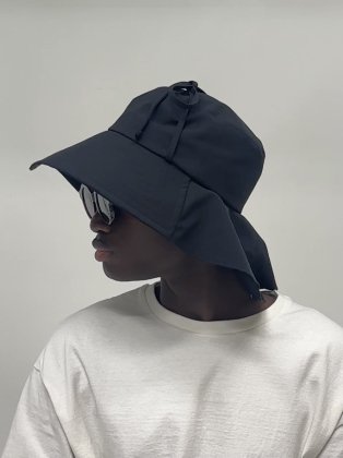 <img class='new_mark_img1' src='https://img.shop-pro.jp/img/new/icons6.gif' style='border:none;display:inline;margin:0px;padding:0px;width:auto;' />Sillage シアージ " field hat " black