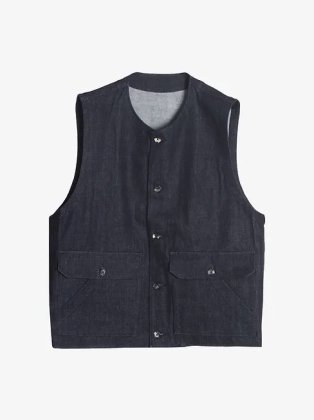 <img class='new_mark_img1' src='https://img.shop-pro.jp/img/new/icons6.gif' style='border:none;display:inline;margin:0px;padding:0px;width:auto;' />Sillage  " denim washed military vest " one wash