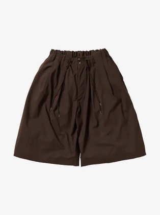 <img class='new_mark_img1' src='https://img.shop-pro.jp/img/new/icons6.gif' style='border:none;display:inline;margin:0px;padding:0px;width:auto;' />Sillage  24ss " circular short pants " brown 