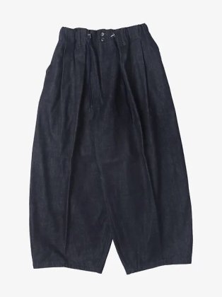 <img class='new_mark_img1' src='https://img.shop-pro.jp/img/new/icons6.gif' style='border:none;display:inline;margin:0px;padding:0px;width:auto;' />Sillage  24ss " circular pants " organic denim one wash