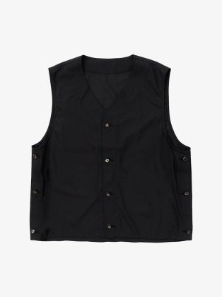 <img class='new_mark_img1' src='https://img.shop-pro.jp/img/new/icons6.gif' style='border:none;display:inline;margin:0px;padding:0px;width:auto;' />Sillage  24ss " gilet " black