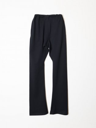 <img class='new_mark_img1' src='https://img.shop-pro.jp/img/new/icons6.gif' style='border:none;display:inline;margin:0px;padding:0px;width:auto;' />HOLIDAY ۥǥ 24aw " FLARE PANTS " BLACK