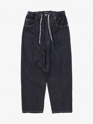 <img class='new_mark_img1' src='https://img.shop-pro.jp/img/new/icons6.gif' style='border:none;display:inline;margin:0px;padding:0px;width:auto;' />Sillage   " pantalon cinq poches " denim one wash