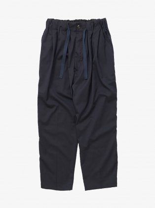 <img class='new_mark_img1' src='https://img.shop-pro.jp/img/new/icons6.gif' style='border:none;display:inline;margin:0px;padding:0px;width:auto;' />Sillage   " baggy trousers " navy twill