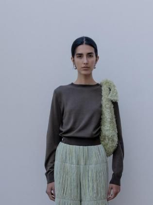 <img class='new_mark_img1' src='https://img.shop-pro.jp/img/new/icons6.gif' style='border:none;display:inline;margin:0px;padding:0px;width:auto;' />TAN  25aw / SMOOTH TENCEL WOOL KNIT LONG SLEEVES - BROWN