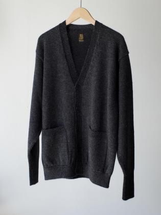 <img class='new_mark_img1' src='https://img.shop-pro.jp/img/new/icons6.gif' style='border:none;display:inline;margin:0px;padding:0px;width:auto;' />BATONER Хȥʡ 25aw " BABY ALPACA KURUMI TENJIKU V CARDIGAN " CHARCOAL