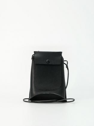 <img class='new_mark_img1' src='https://img.shop-pro.jp/img/new/icons6.gif' style='border:none;display:inline;margin:0px;padding:0px;width:auto;' />MARROW �ޥ��� 26ss / BENT POUCH - BLACK