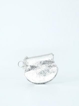 <img class='new_mark_img1' src='https://img.shop-pro.jp/img/new/icons6.gif' style='border:none;display:inline;margin:0px;padding:0px;width:auto;' />MARROW �ޥ��� 26ss / TOKKURI PURSE - SILVER