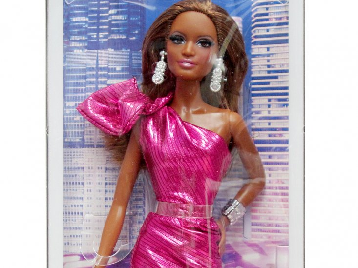 ザ・バービールック シティ・シャイン メタリックピンクドレス AAドール 人形 黒人 ブラック The Barbie Look City  Shine(CJF52) - FAR-OUT