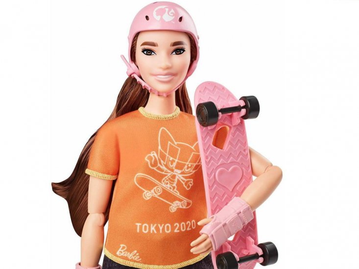 バービー 東京オリンピック 2020 スケートボード ポーザブル Curvy