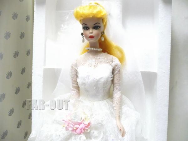 Millennium Wedding Barbie Doll Blonde The Bridal Collection 1999 Mattel  27674