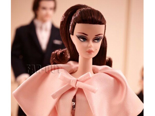 お人形自体もキレイですバービー ファッションモデルコレクション限定品