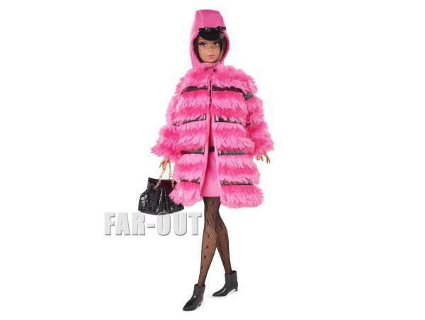 バービー フランシー ブラック Fuchsia 'N Fur ピンクのファーコート ...