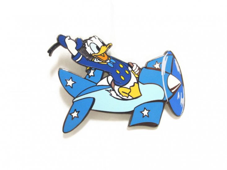 ドナルドダック 戦闘機 ピンズ ピンバッジ 限定100 ディズニーオークション限定 飛行機 第二次世界大戦 Donald Duck Disney  Auction Pin - FAR-OUT