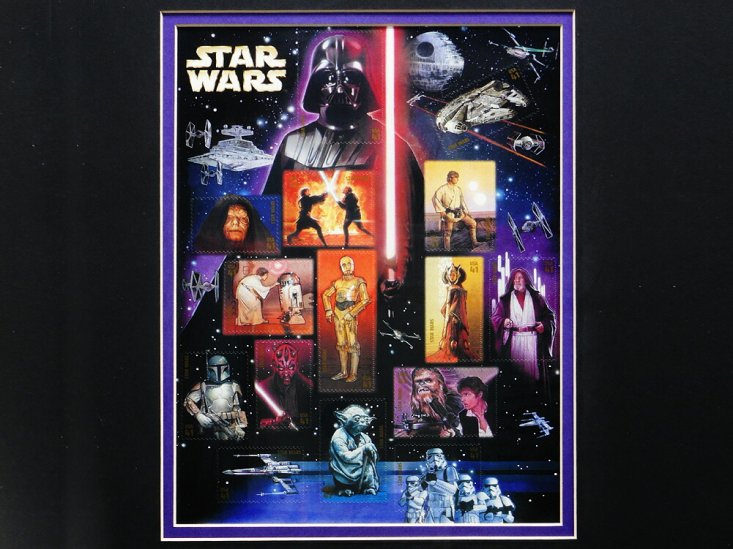 スター・ウォーズ エピソード4/新たなる希望 30周年記念 First Day of Issue 記念封筒 & 切手 アート 2007 フレーム額入り  ディズニー Star Wars スターウォーズ - FAR-OUT