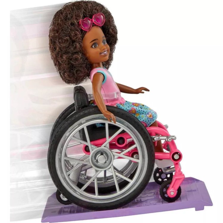 バービー チェルシー 車椅子 人形 ドール 黒人 Barbie Chelsea Wheelchair Doll Puppy Shirt -  FAR-OUT