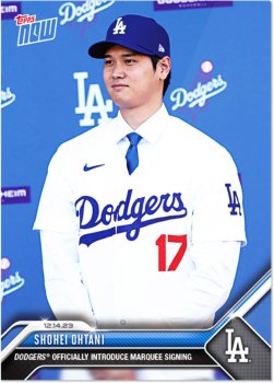大谷翔平 LA ドジャース 入団会見 記念 トレーディング コレクターカード 専用ケース入り Signed 10 years TOPPS Trading Cards MLB Shohei Ohtani