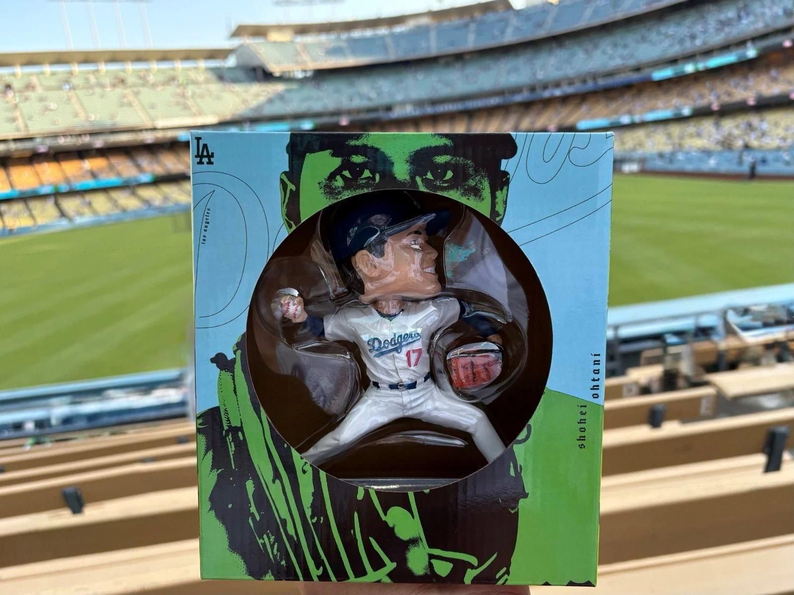 ドジャース大谷翔平　Shohei Ohtani ボブルヘッドフィギュア 大谷翔平 LAドジャース ボブルヘッド - FAR-OUT