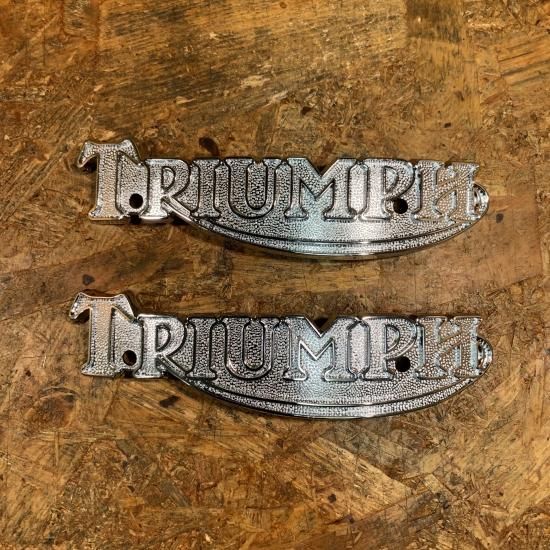 Triumph タンクバッジ左右セット（78年以降） - トライアンフ