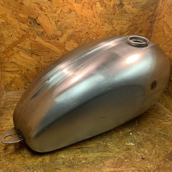 triumph トライアンフ oif用タンク triumph トライアンフ oif用タンク - メルカリ
