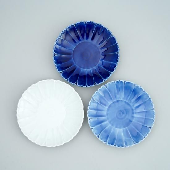 帰省中のみの出品華山陶印入り15センチ高さ3センチ皿有田焼の5枚セットです 帰省中のみの出品華山陶印入り15センチ高さ3センチ皿