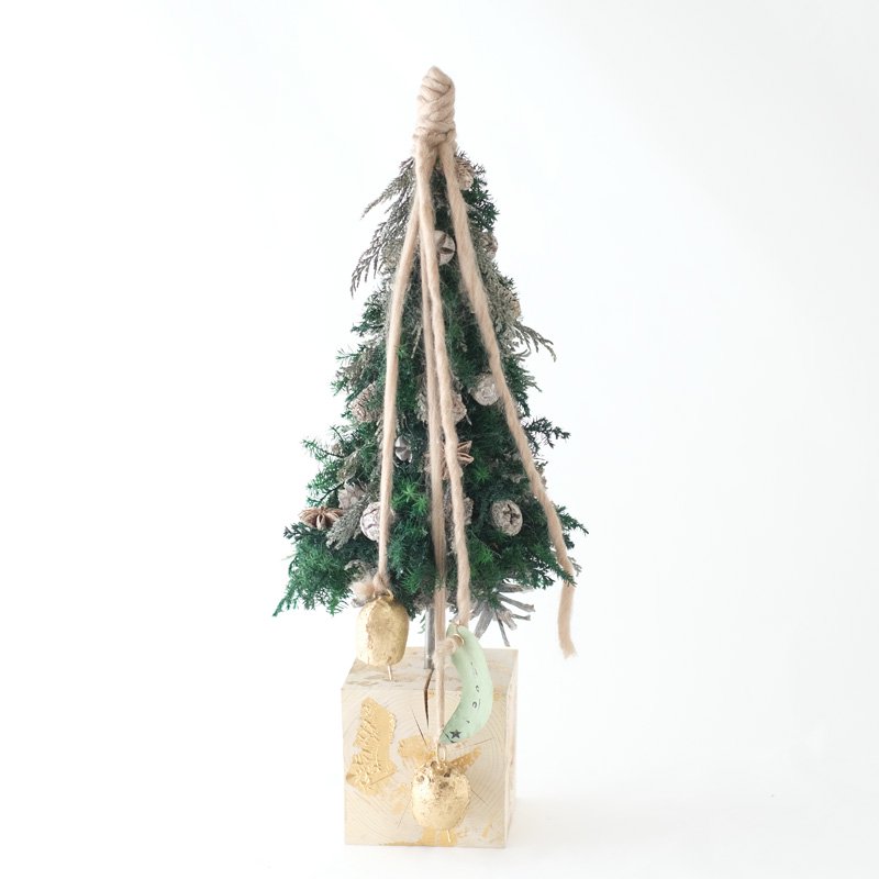 プリザーブドフラワーのクリスマスツリー01
