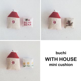 LITTLE WINDOW mini cushion / お家と・・set 012