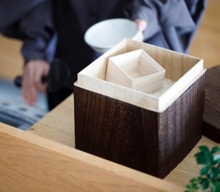 【米びつ　総桐　マス付】レア　希少　新品 楽天市場】増田桐箱店 米びつ kome bitsu 5kg 桐の米びつ 日本製