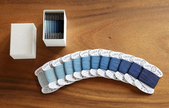 天然灰汁発酵建て藍染絹手縫い糸12色セット 40m - 糸六 オンライン ...