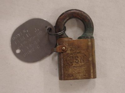 U.S.N PADLOCK w/Dog Tag KeyHolder 