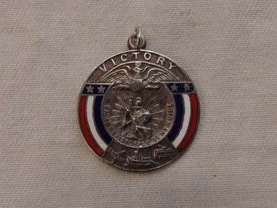 WW2 CATHOLIC MEDAI PENDANT TOP for Soldier   180810