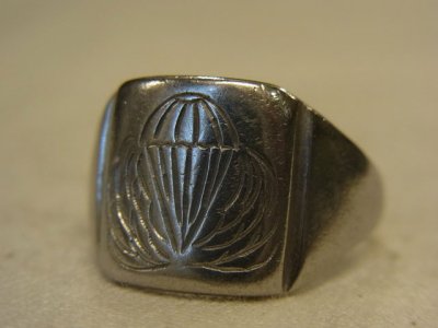 WW2 US ARMY PARACHUTE WING RING 
